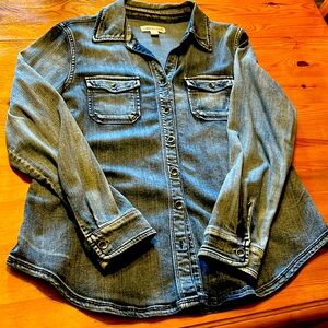 Coldwater Creek denim shirt. Petite Medium.